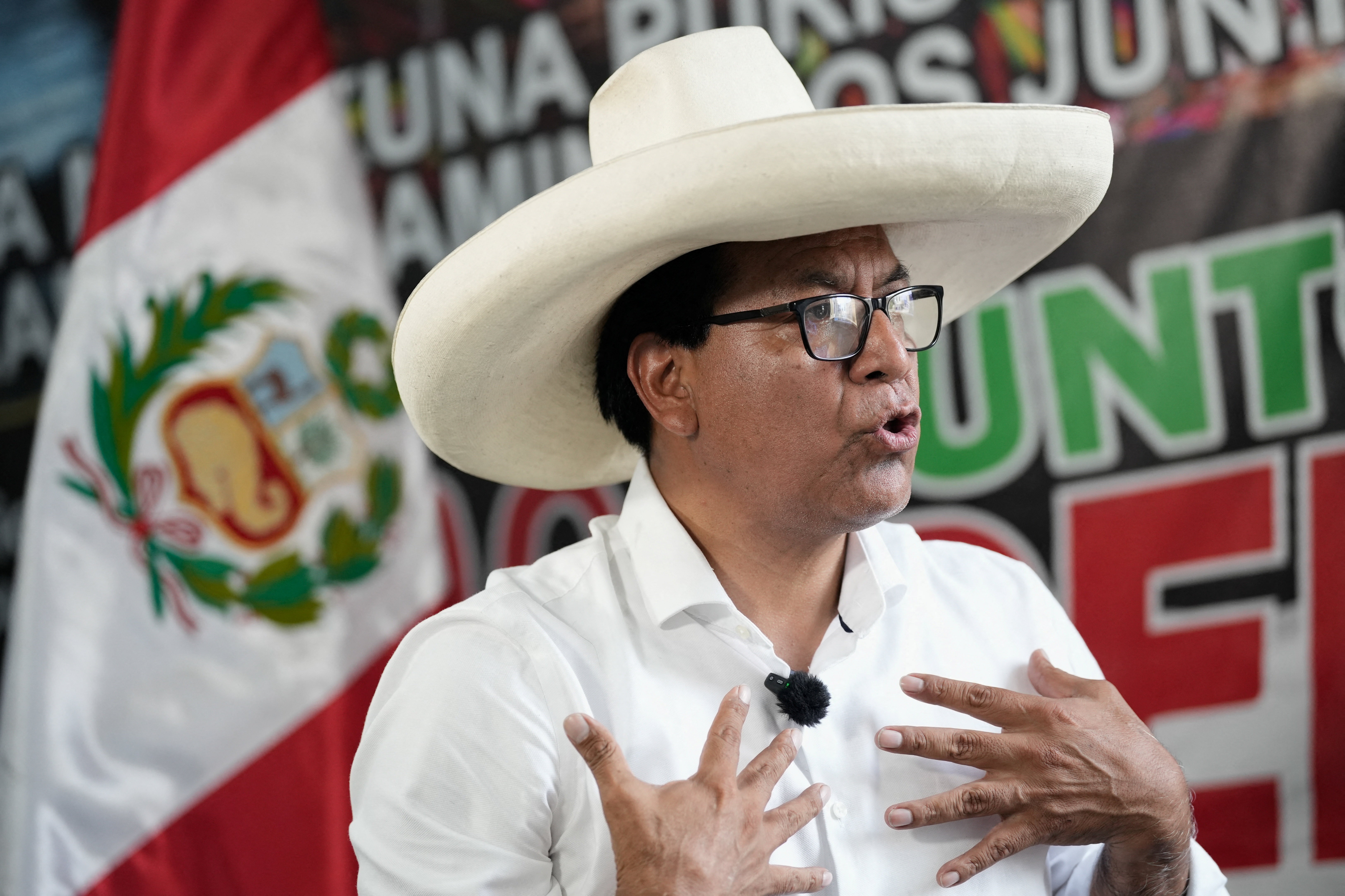 Promotoria do Peru pede mais de 5 anos de prisão para candidato de esquerda às vésperas do 2º turno